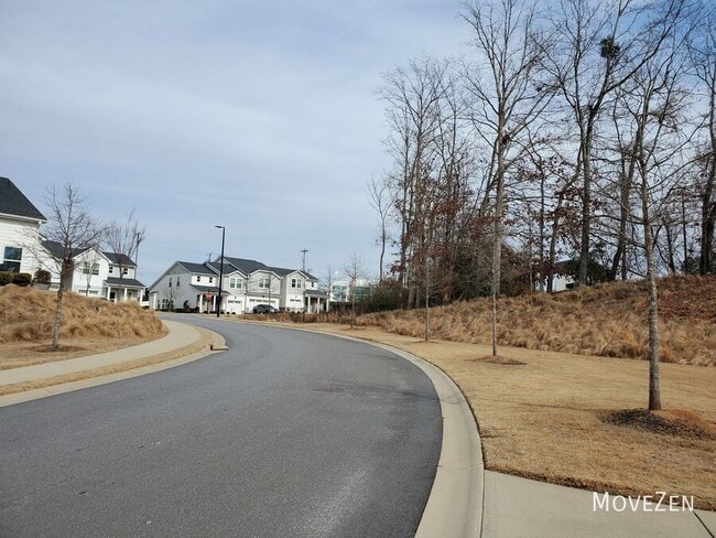 Building Photo - 132 Bromes Wy