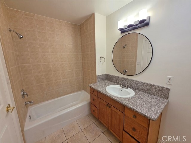 Building Photo - 5321 Auckland Ave