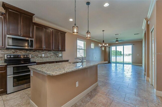 Building Photo - 19391 Long Lake Ranch Blvd