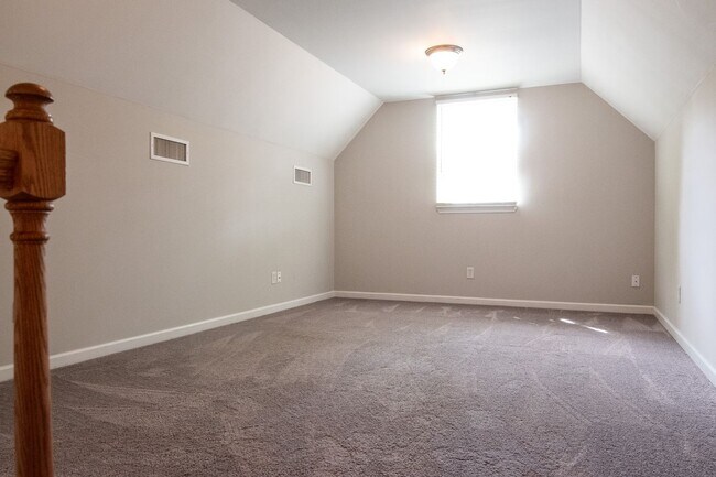 Building Photo - Main level living in Murfreesboro!