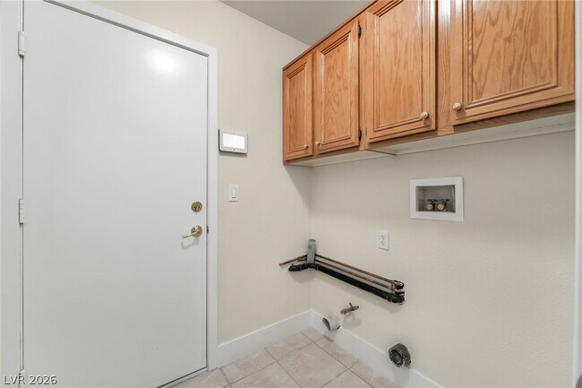 Building Photo - 1299 Echo Creek St