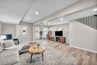 Building Photo - 829 Portage Lakes Drive