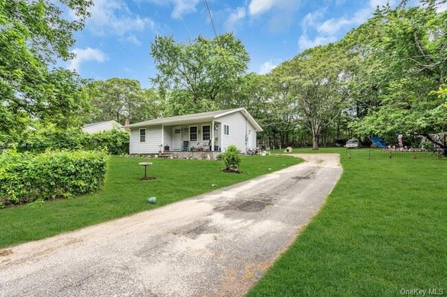 Building Photo - 13 Carr Ln