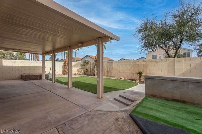 Building Photo - 5938 Gentleslope St