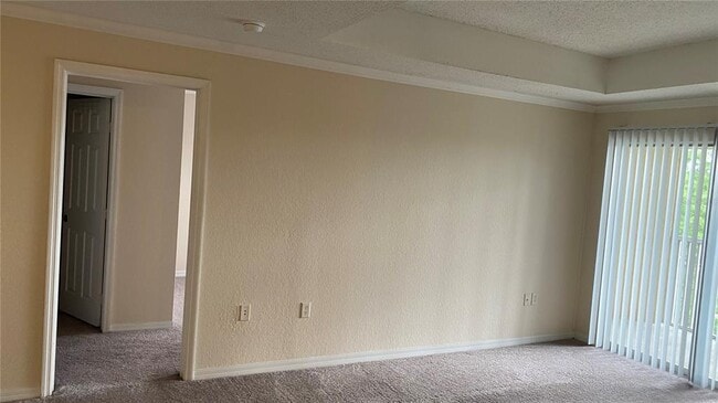 Building Photo - 18001 RICHMOND PLACE Dr