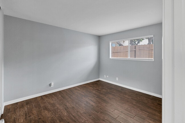 Secondary Bedroom - 4475 Dale Ave