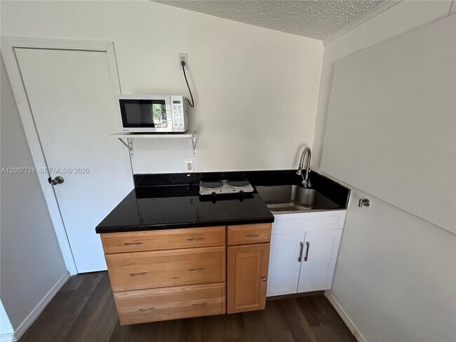 Building Photo - 10467 S 228th Ln