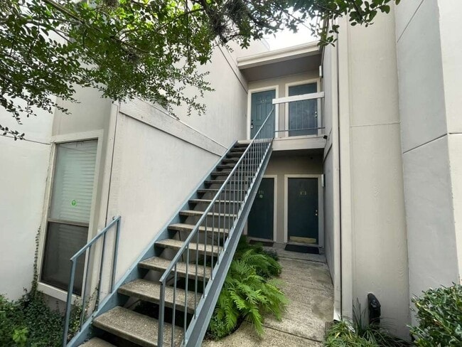 Building Photo - 7950 N Stadium Dr