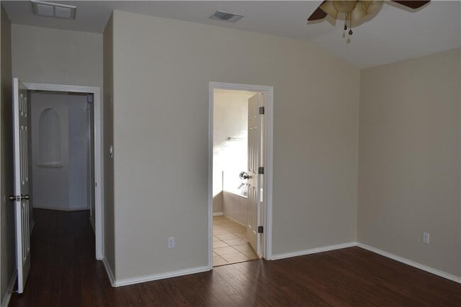 Building Photo - 14409 Rountree Ranch Ln
