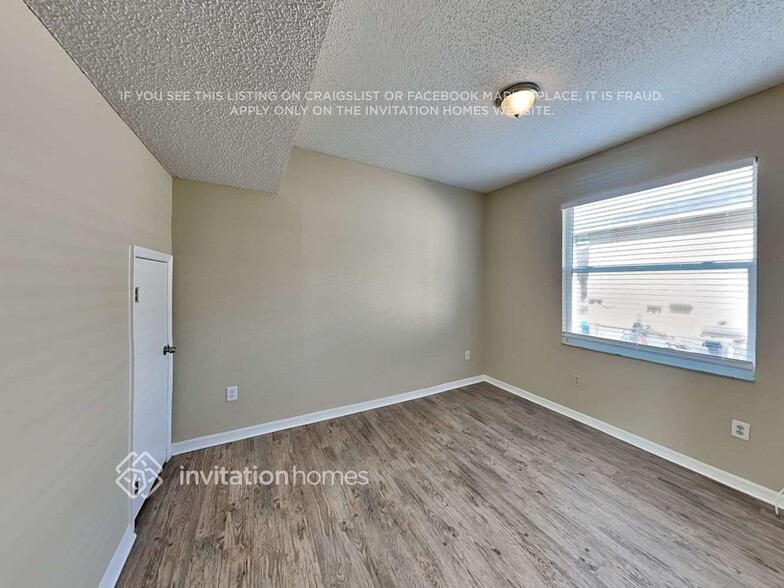 Building Photo - 11146 Sailbrooke Dr