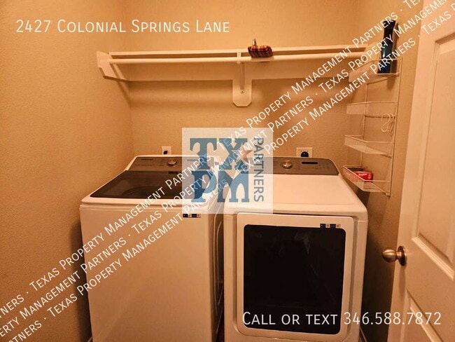 Building Photo - 2427 Colonial Springs Ln