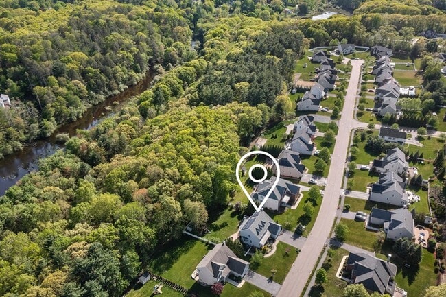 Building Photo - 46 Hound Pack Cir