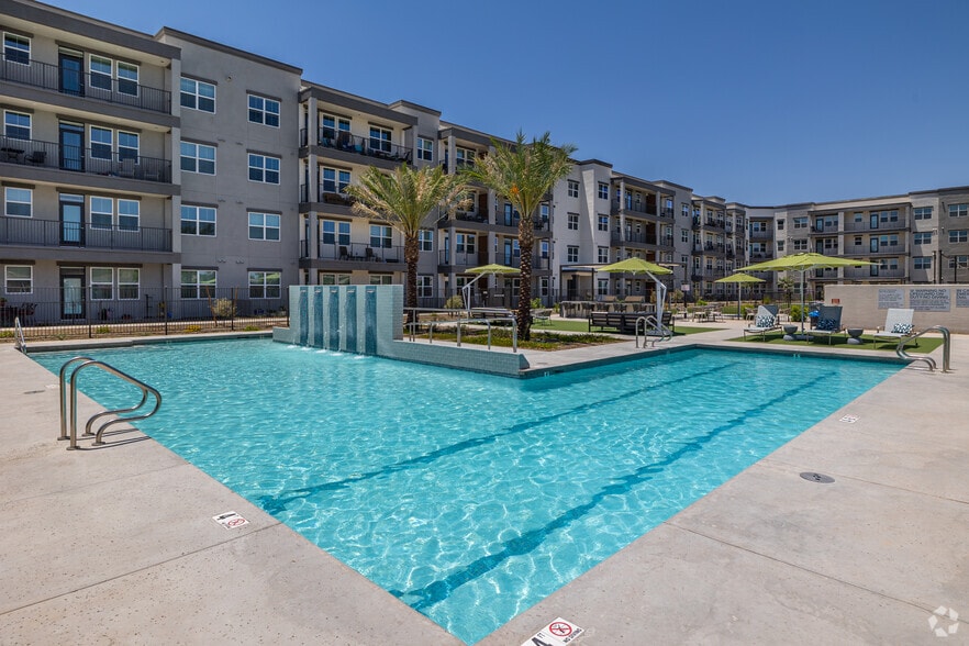 Pool - Amberlin Arrowhead 55+ Active Adult