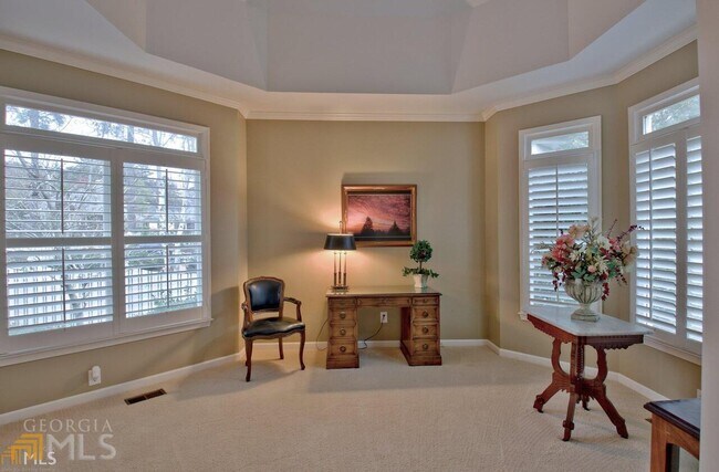 Building Photo - 404 Burgess Point
