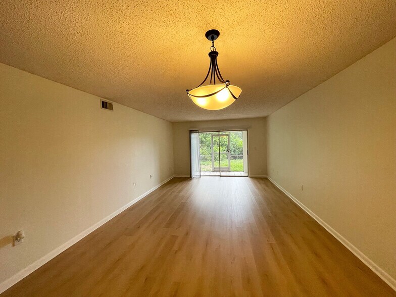 Building Photo - 1860 Massachusetts Ave NE