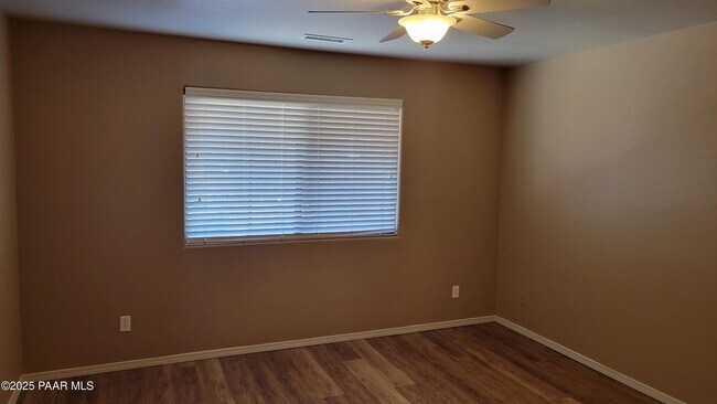 Building Photo - 8101 E Dust Devil Dr