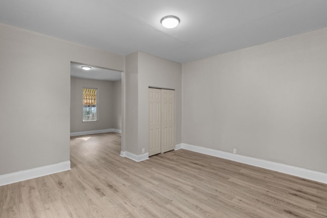 Building Photo - 3231 Taft Ave