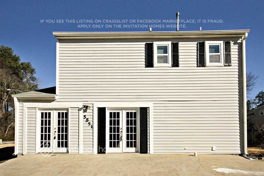 Building Photo - 5851 Brookside Dr SE