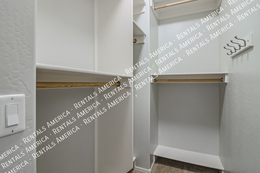 Building Photo - 17746 W Banff Ln