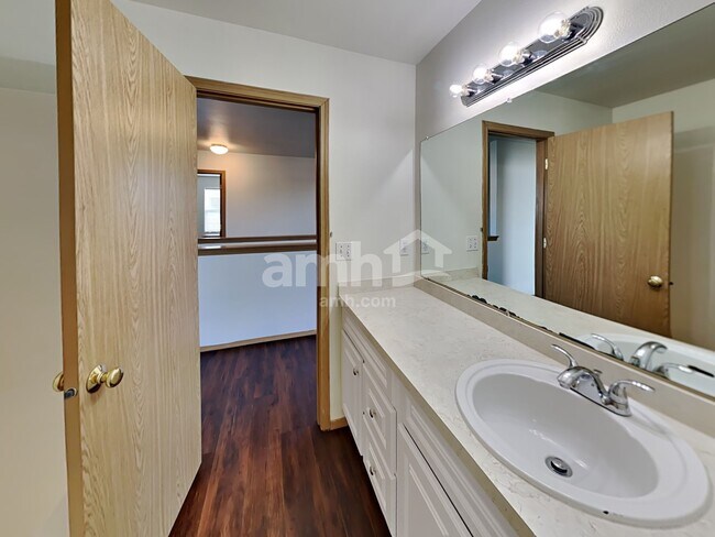 Building Photo - 10509 192nd Street Ct E