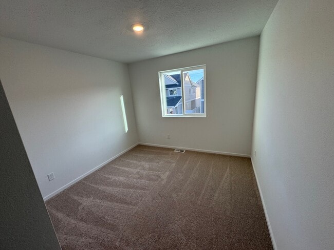 Building Photo - 24884 E Snowy Owl Lp