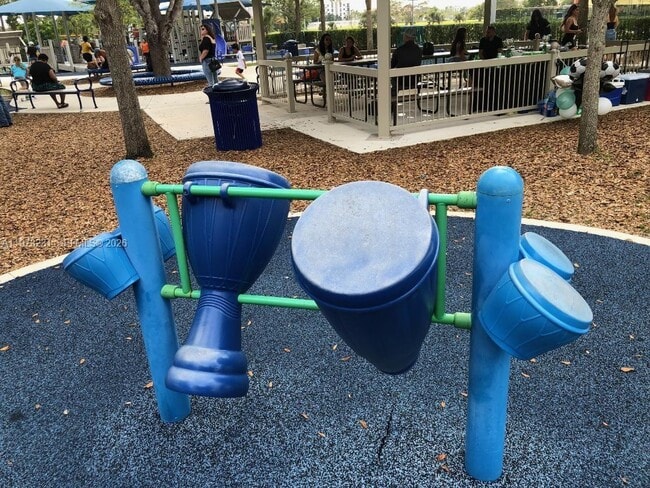 Building Photo - 17255 SW 95th Ave