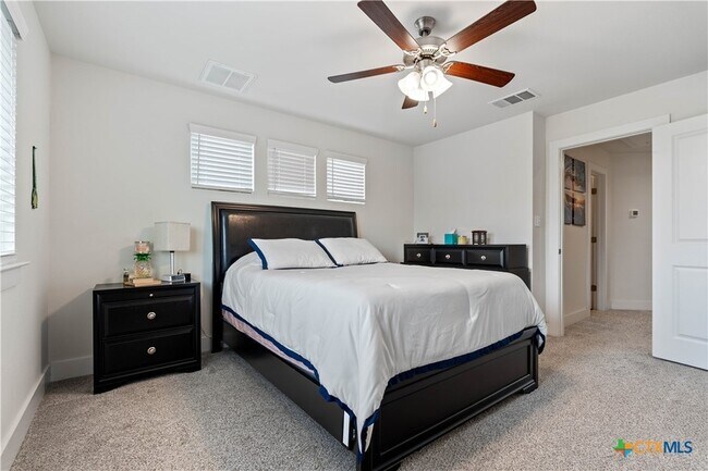 Building Photo - 603 White Steppe Way