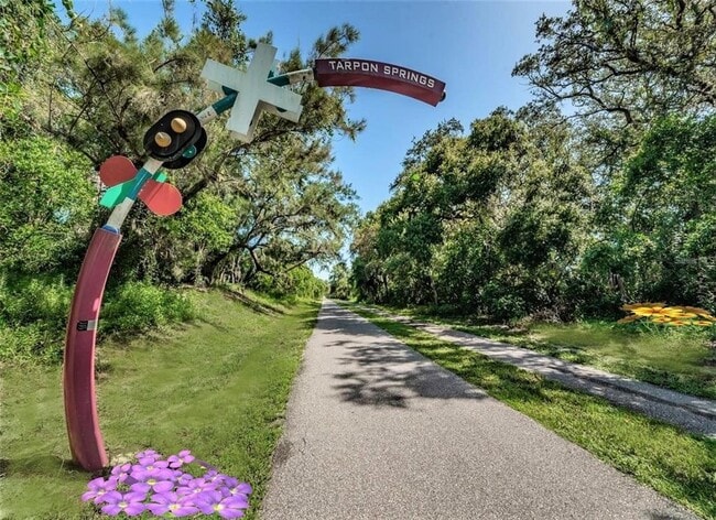 Building Photo - 240 Whisper Lake Rd