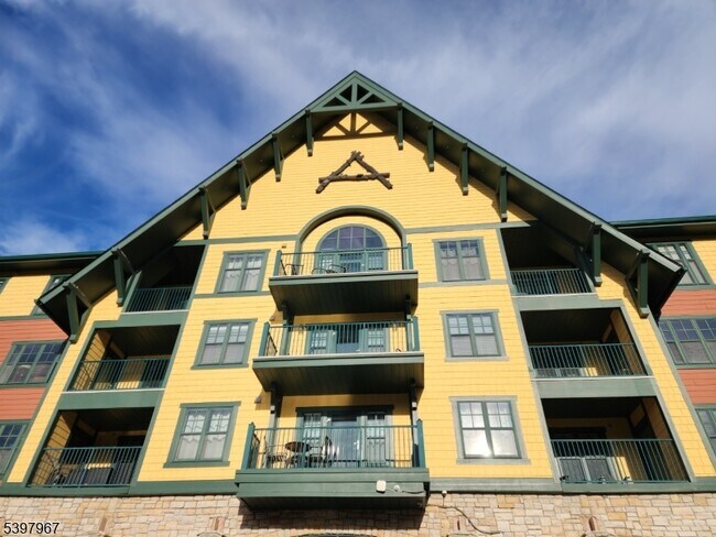 Building Photo - 200 NJ-94