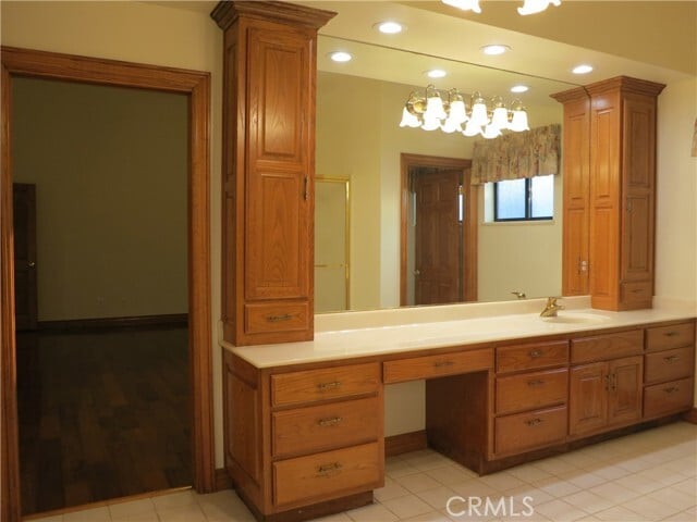 Building Photo - 713 Pamela Cir