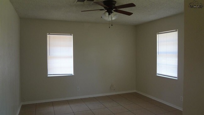 Building Photo - 1503 Covington St