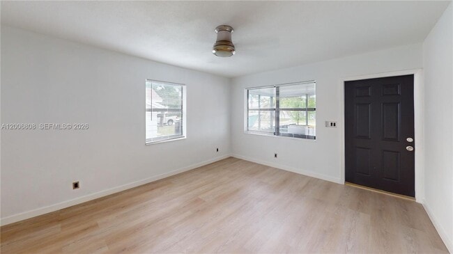 Building Photo - 2211 Cleveland St