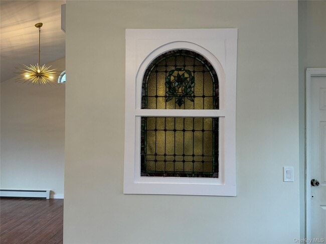 Building Photo - 14 Brookside Rd