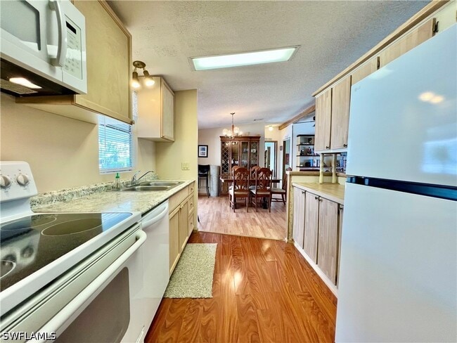 Building Photo - 573 Cape Florida Ln