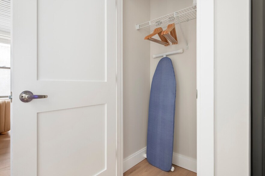 Building Photo - 44 Bromfield St