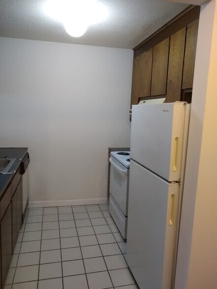 Kitchen - 163 South St