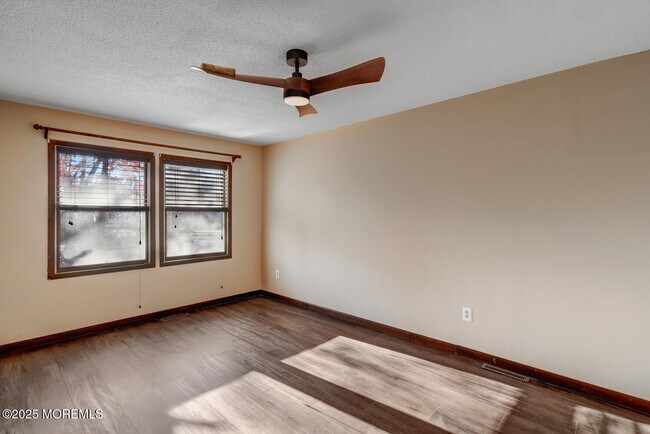 Building Photo - 257 Frog Pond Rd