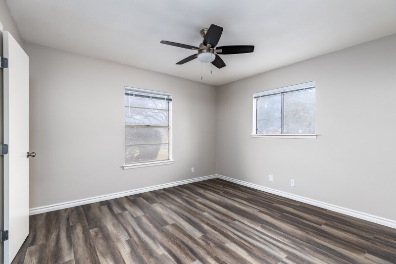 Building Photo - 7210 Grass Valley Dr