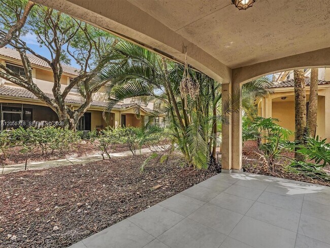 Building Photo - 4283 Vineyard Cir
