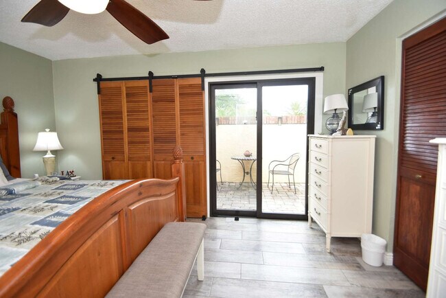 Building Photo - 3 Cherokee Ct W