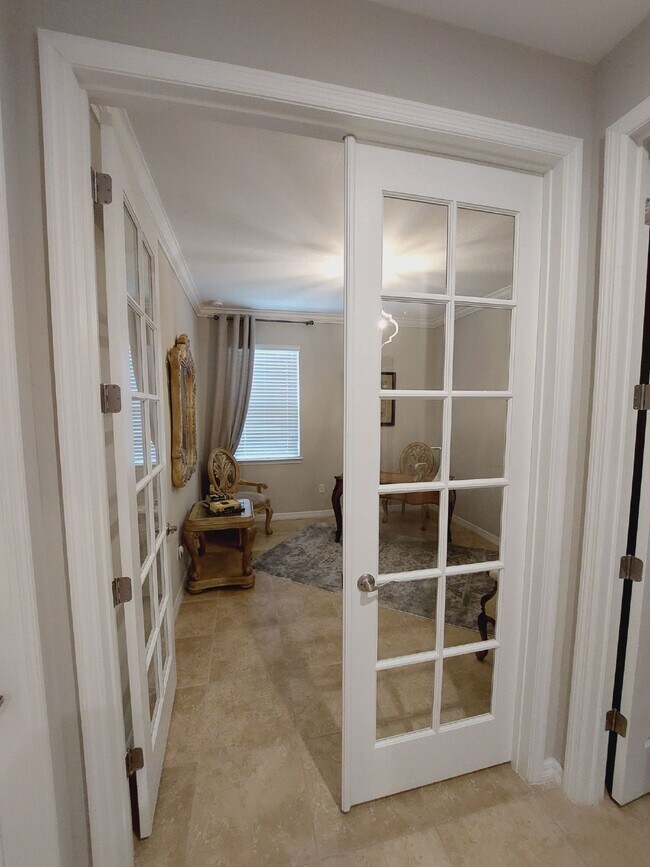 Building Photo - Luxurious Home in Toscana Isles Gated Community