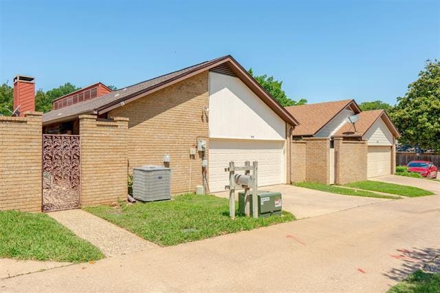 Building Photo - 616 Placid Cir