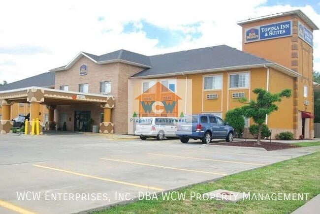 Building Photo - 700 SW Fairlawn Rd