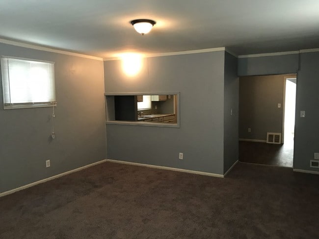 Building Photo - 9094 Braile St