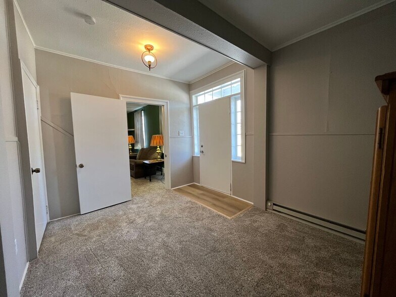 Building Photo - 5801 Linglestown Rd