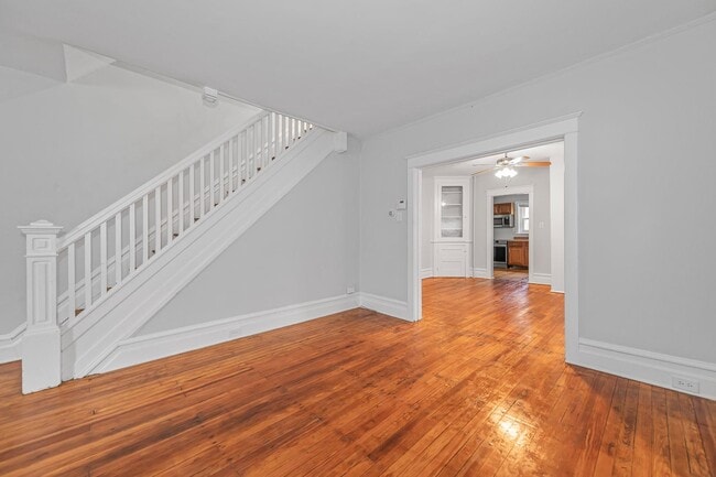 Building Photo - 378 N Evans St