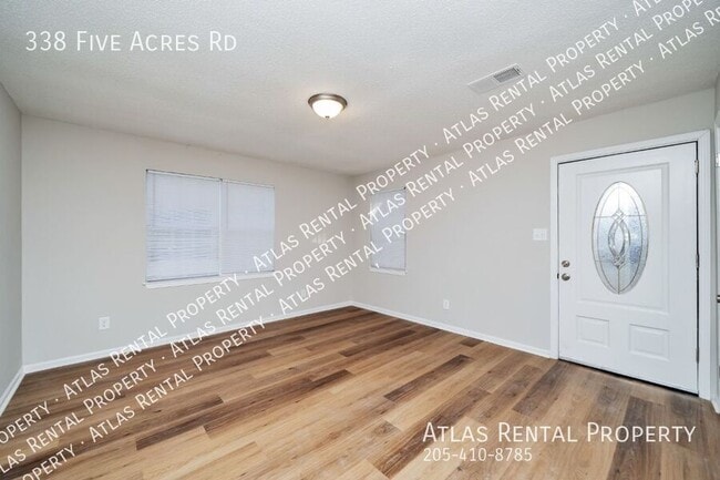 Building Photo - 338 5 Acre Rd