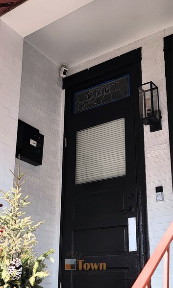 Building Photo - 3430 W Cortland St