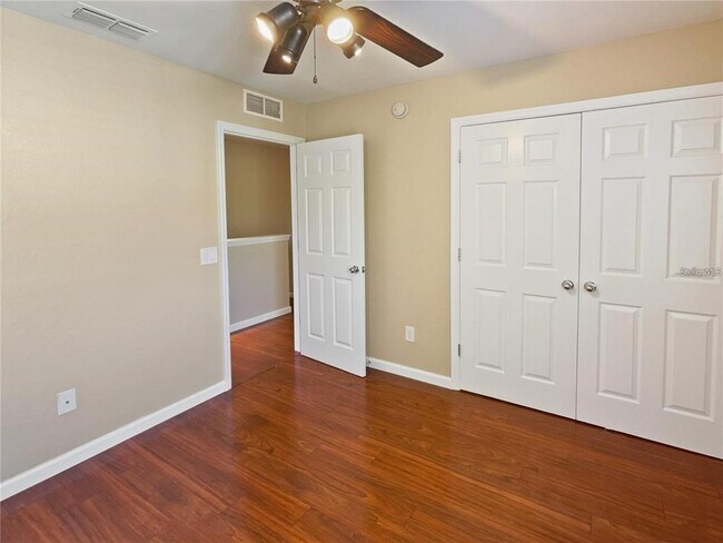 Building Photo - 4970 SW 45th St