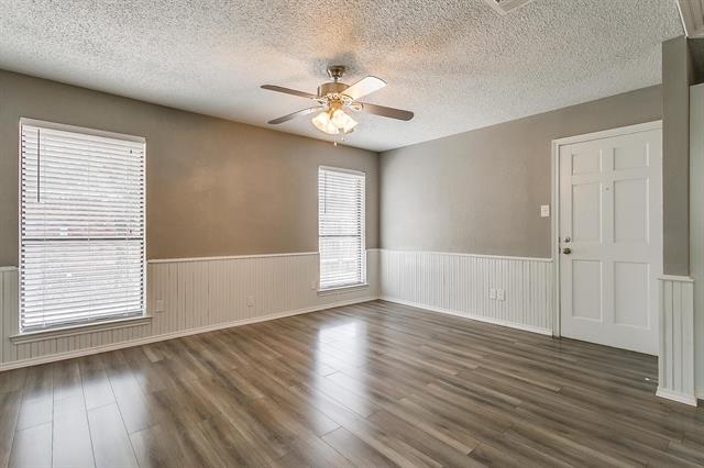 Building Photo - 2407 Ridgevalley Dr